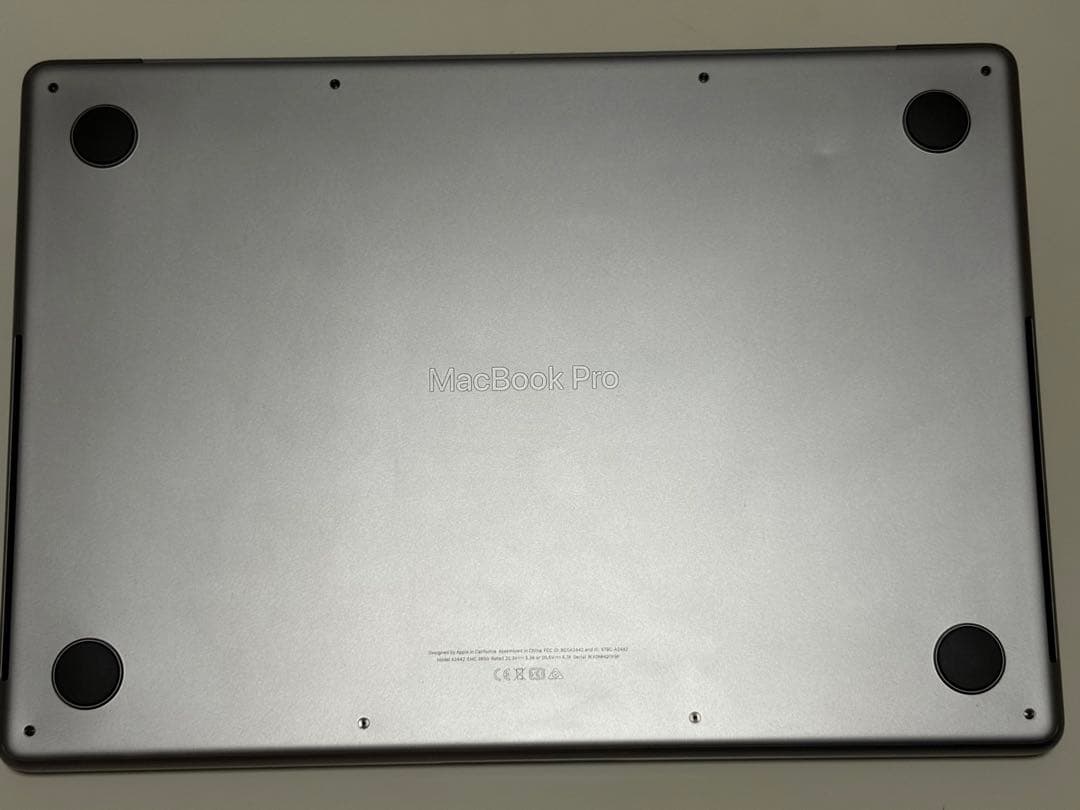 MacBook Pro 日本語配列 充電器付き