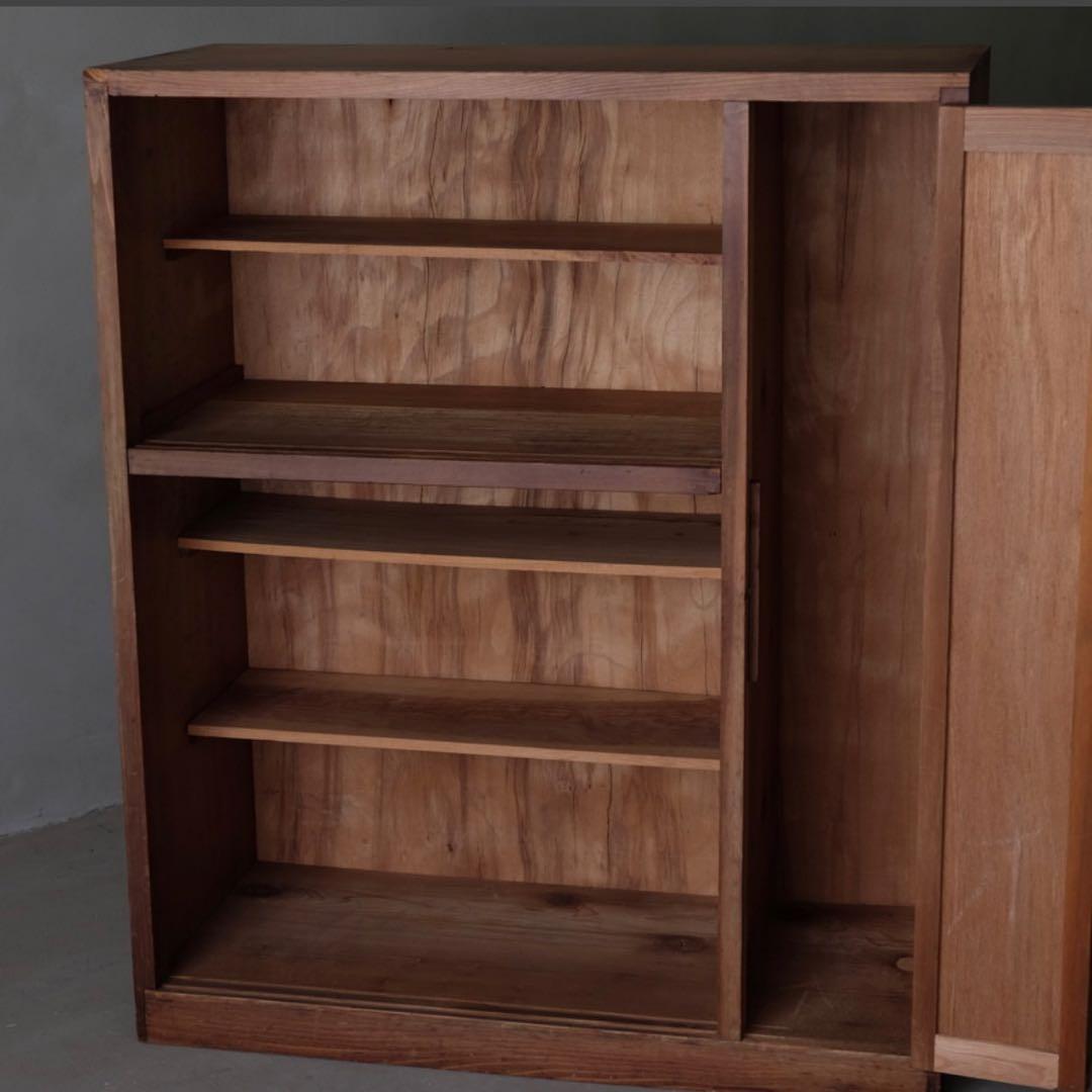 杉材 収納棚　板戸 食器棚 本箱 水屋箪笥 古家具 昭和レトロ