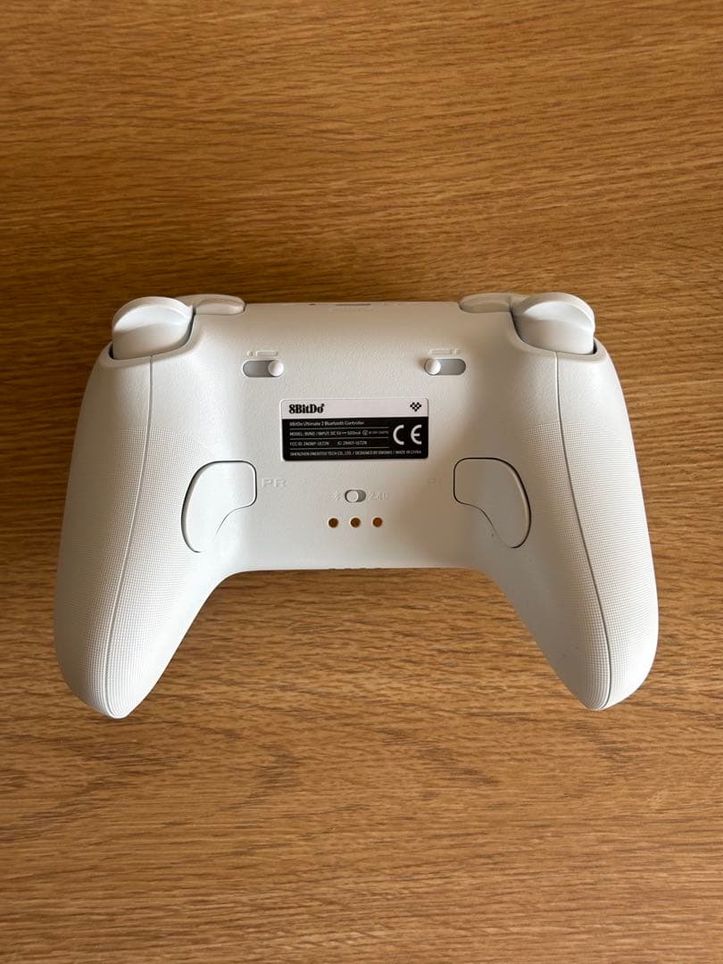 8BitDo Ultimate 2 Bluetooth コントローラー