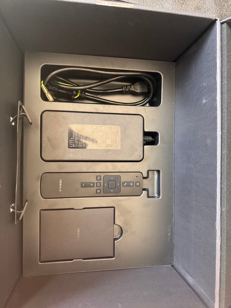 破格!!! NEBULA Cosmos フルHDプロジェクター 本体