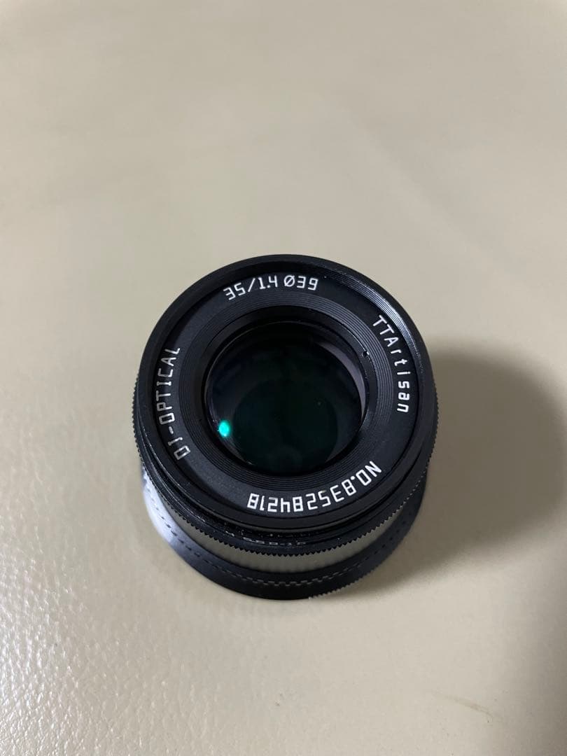 TTartisan 35mm f1.4 マイクロフォーサーズ用 単焦点レンズ