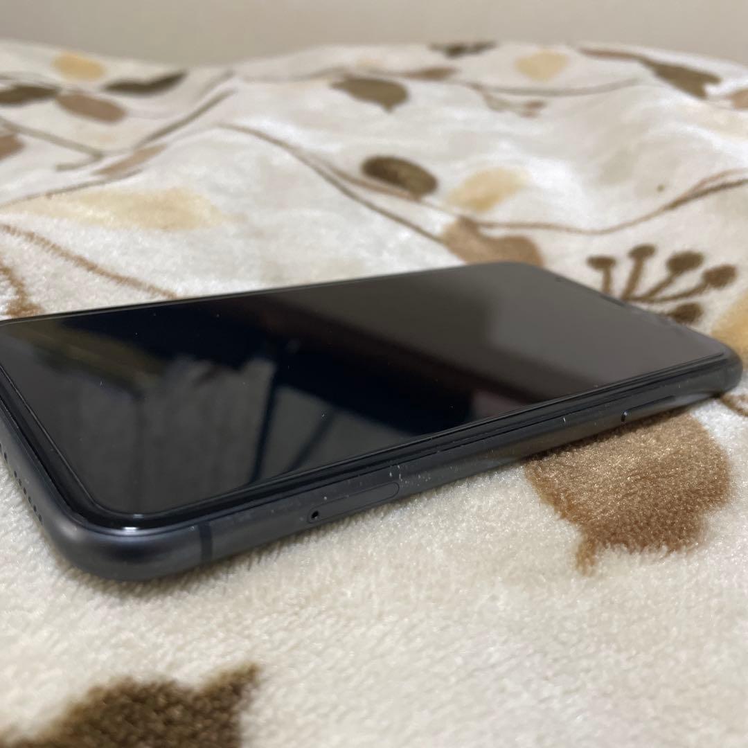 iPhone11 SIMフリー　64G