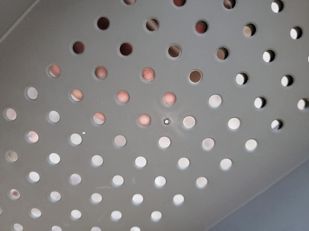 伸縮可能、滑り止め、錆・カビ防止でリラックスタイムをアップグレード