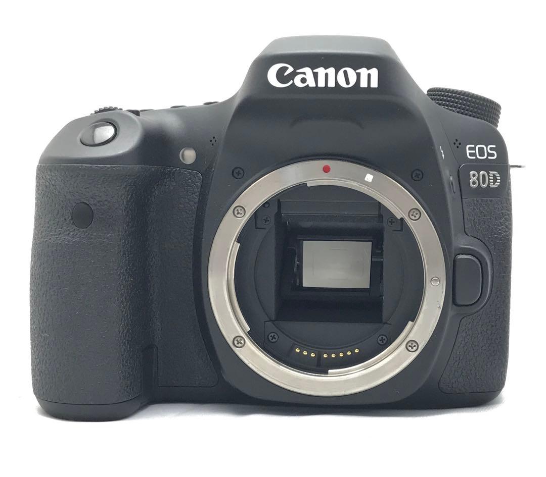 ショット数5,300の極美品！ Canon EOS 80D レンズキット♪