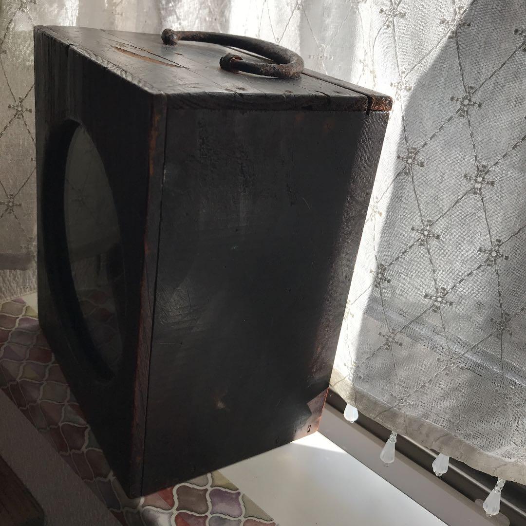 鎌倉の骨董屋で購入✨　木製レトロ箱