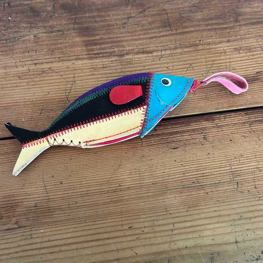 革細工　フィッシュポーチ　ハンドメイド
