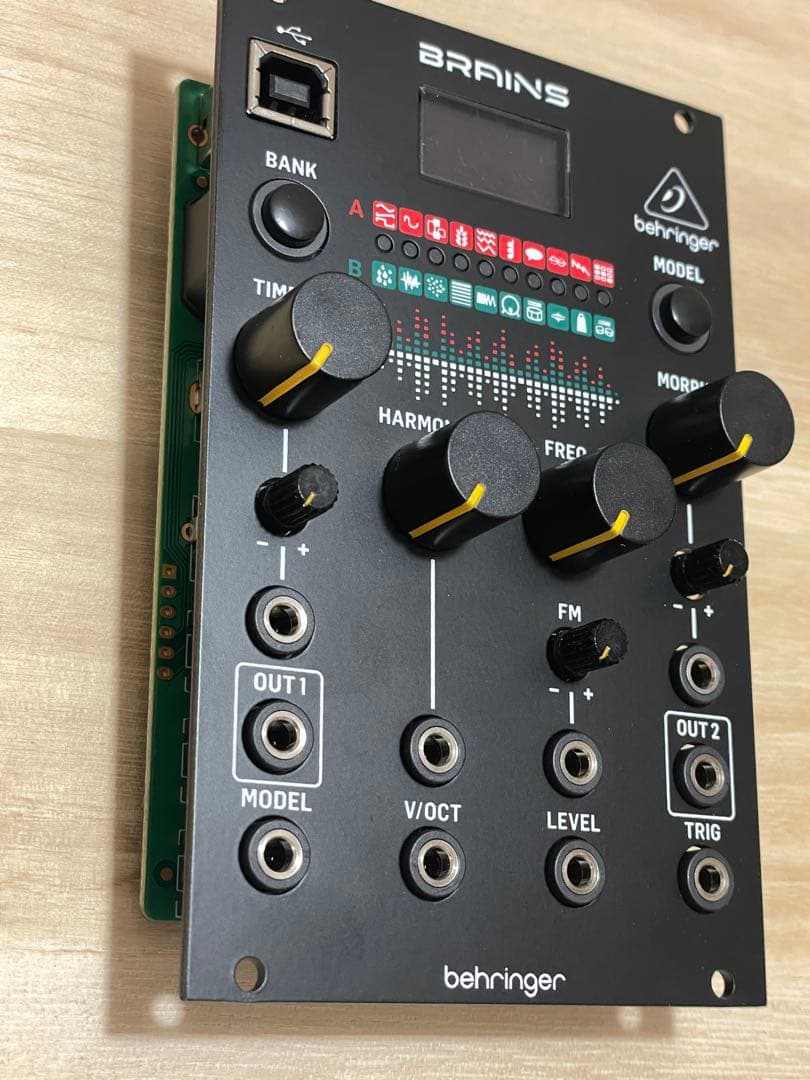 Behringer BRAINS ユーロラック Eurorack