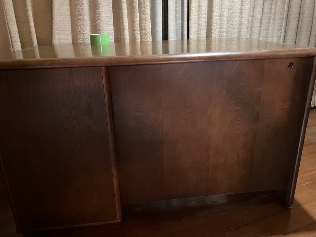 カリモクkarimoku製デスク机 幅約120cm (送料売主負担、たのメル便)