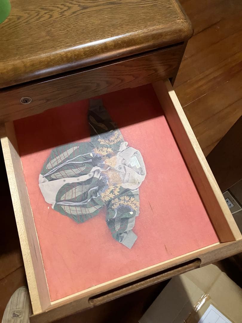 カリモクkarimoku製デスク机 幅約120cm (送料売主負担、たのメル便)