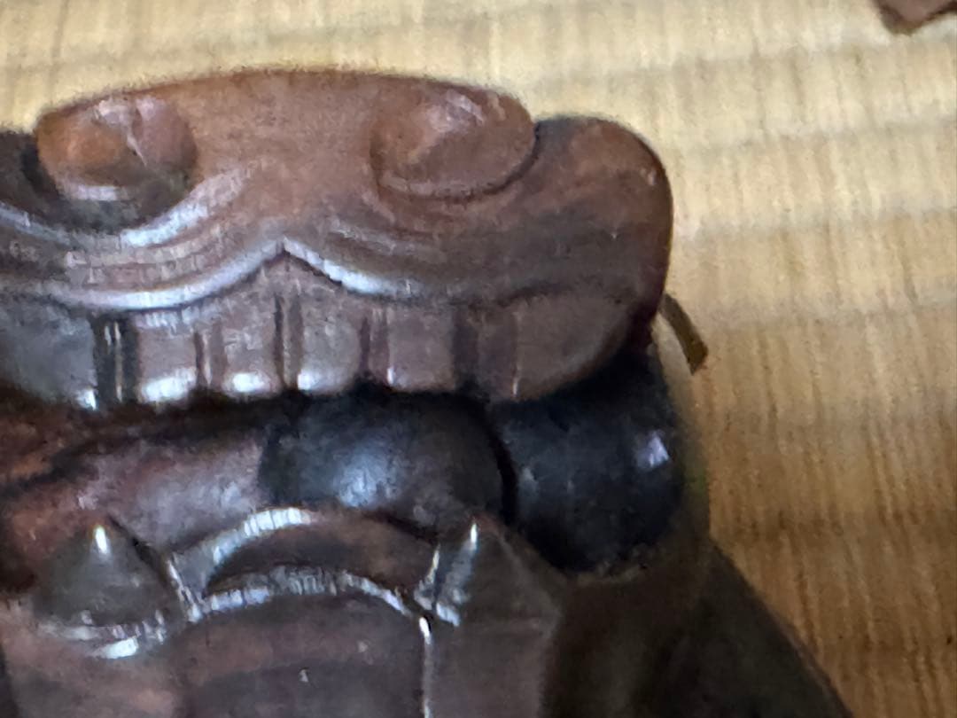 母のお茶道具の仲間たち 透かし彫り 沖縄シーサー 玉乗り唐獅子像木彫刻 2対