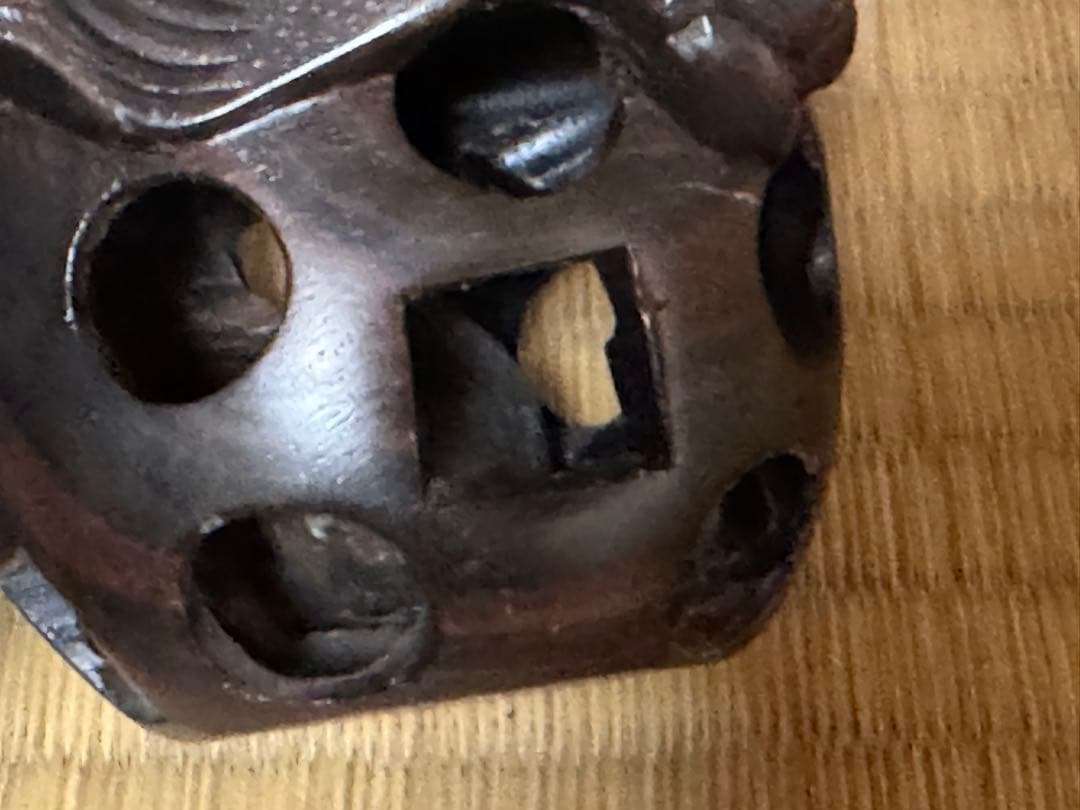 母のお茶道具の仲間たち 透かし彫り 沖縄シーサー 玉乗り唐獅子像木彫刻 2対