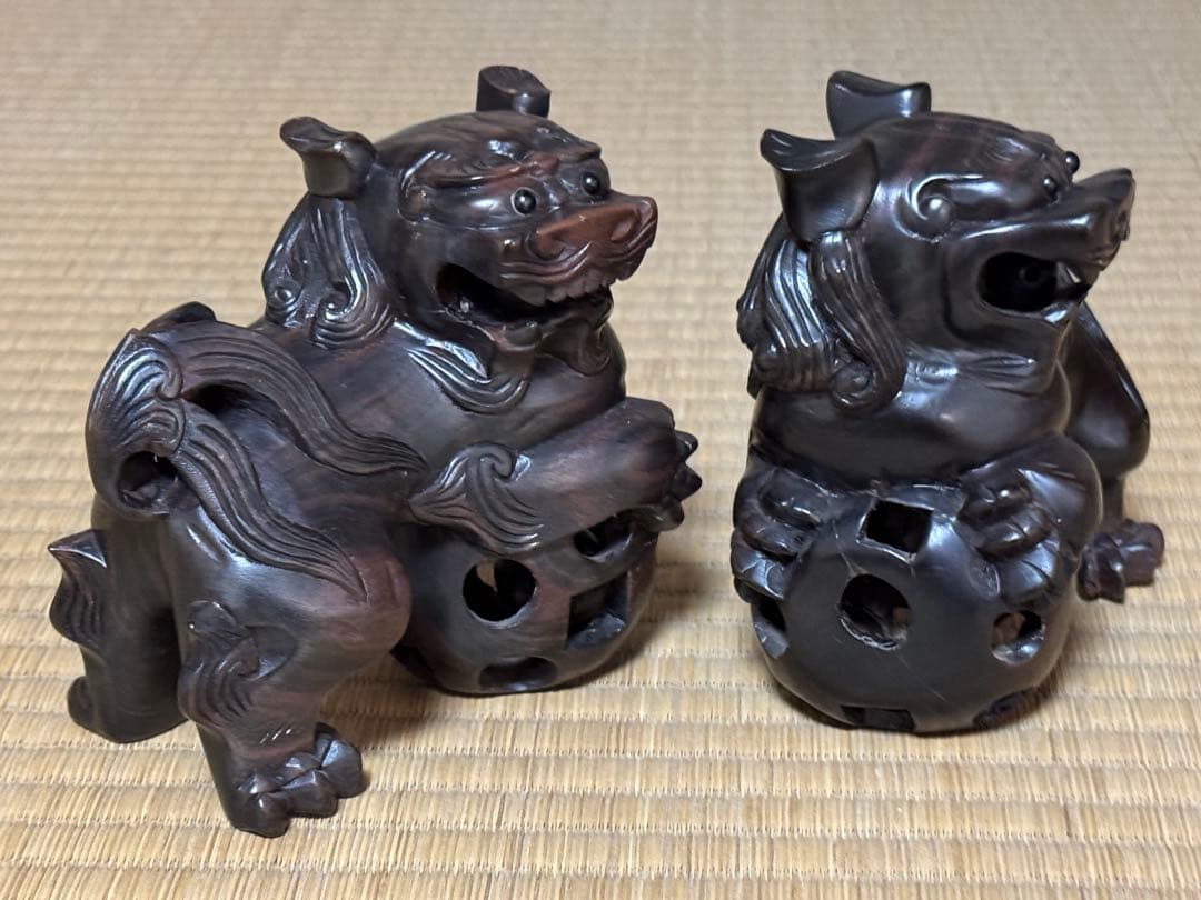 母のお茶道具の仲間たち 透かし彫り 沖縄シーサー 玉乗り唐獅子像木彫刻 2対