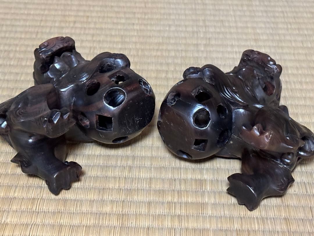 母のお茶道具の仲間たち 透かし彫り 沖縄シーサー 玉乗り唐獅子像木彫刻 2対