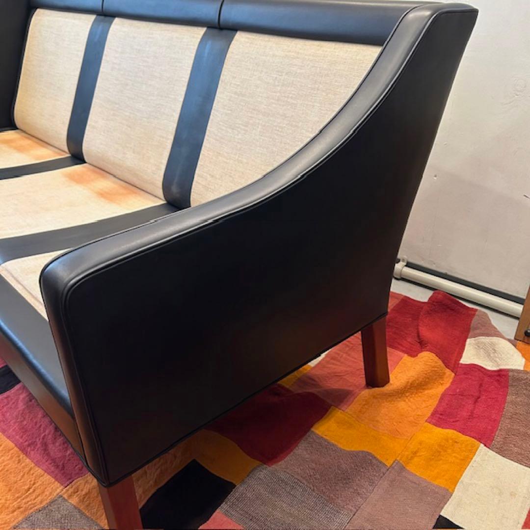 Fredericia Borge Mogensen 2209 BLACK ①