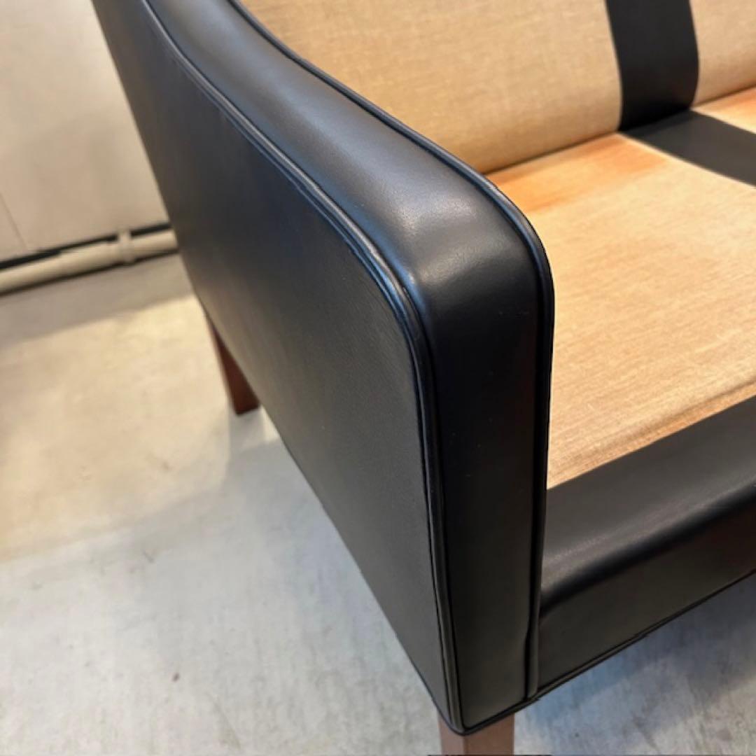 Fredericia Borge Mogensen 2209 BLACK ①