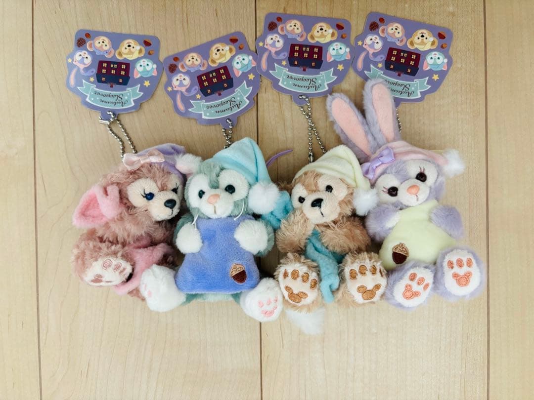 ディズニー ダッフィー＆フレンズ オータムスリープオーバー ぬいぐるみストラップ