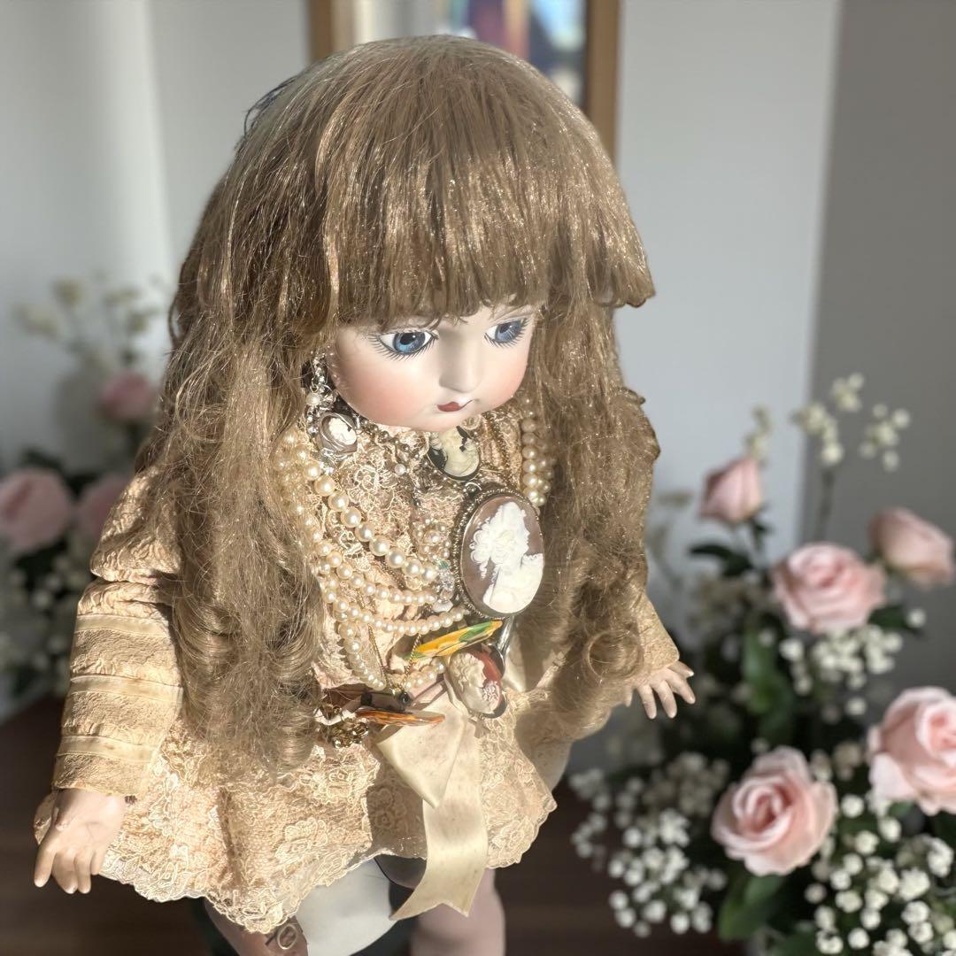 ビスクドール ゴーチェ オフ ホワイトドレス ボネ 麦わら帽子 カメオ パール