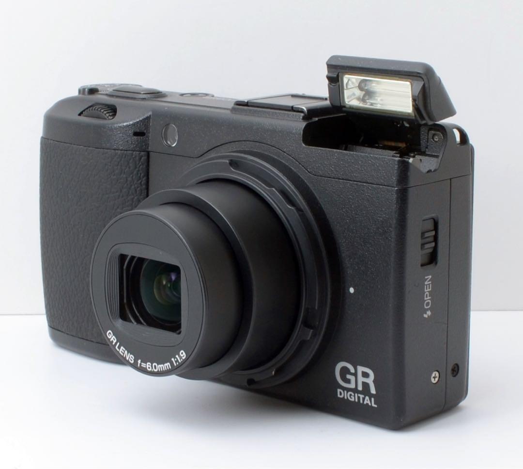 S数約4500回！RICOH GR DIGITAL Ⅲ★人気コンデジ