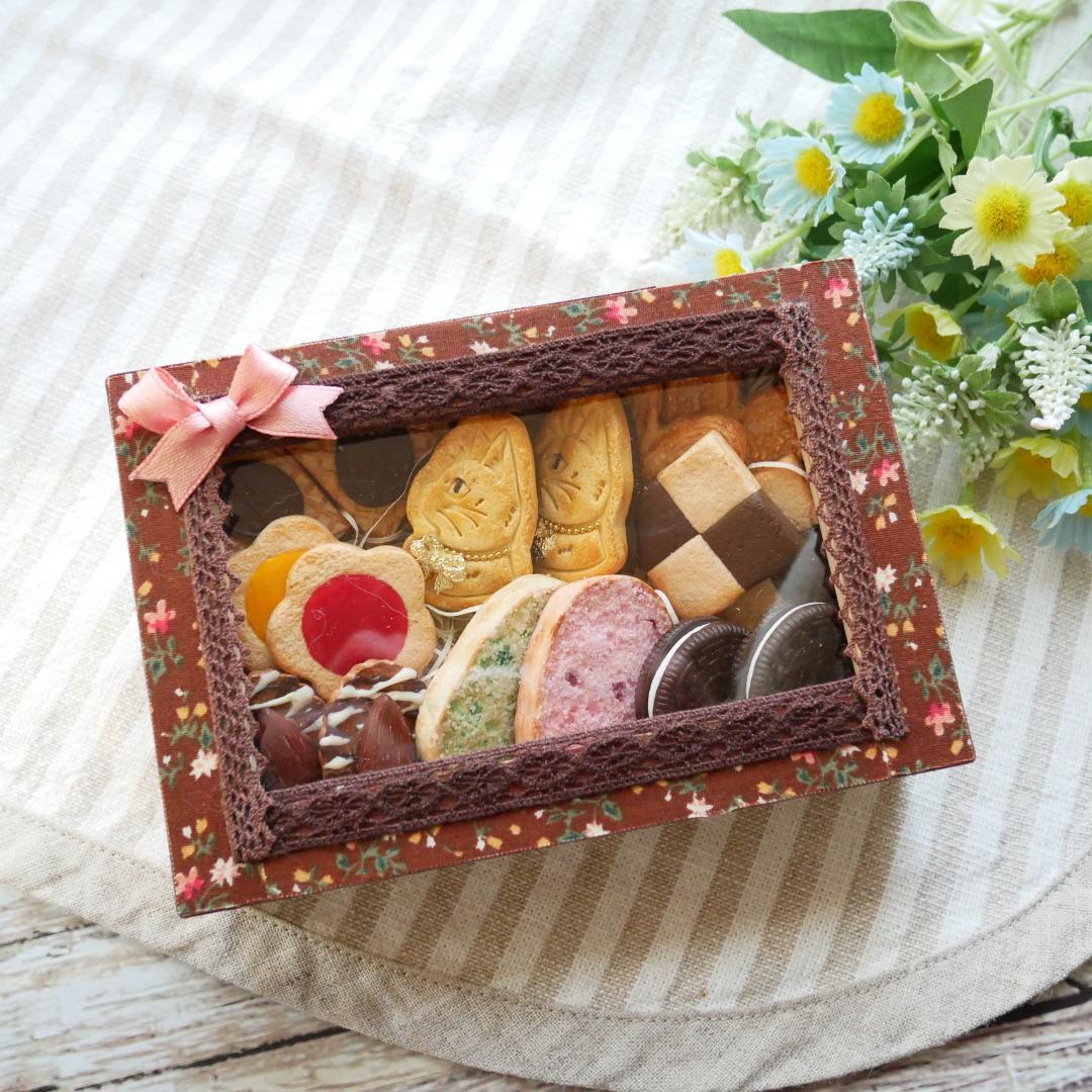 フェイクスイーツ◆可愛い♡クッキーズ＊8種×2枚＊木製デコBOX付◆リアルサイズ