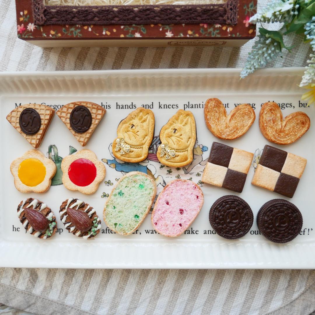 フェイクスイーツ◆可愛い♡クッキーズ＊8種×2枚＊木製デコBOX付◆リアルサイズ