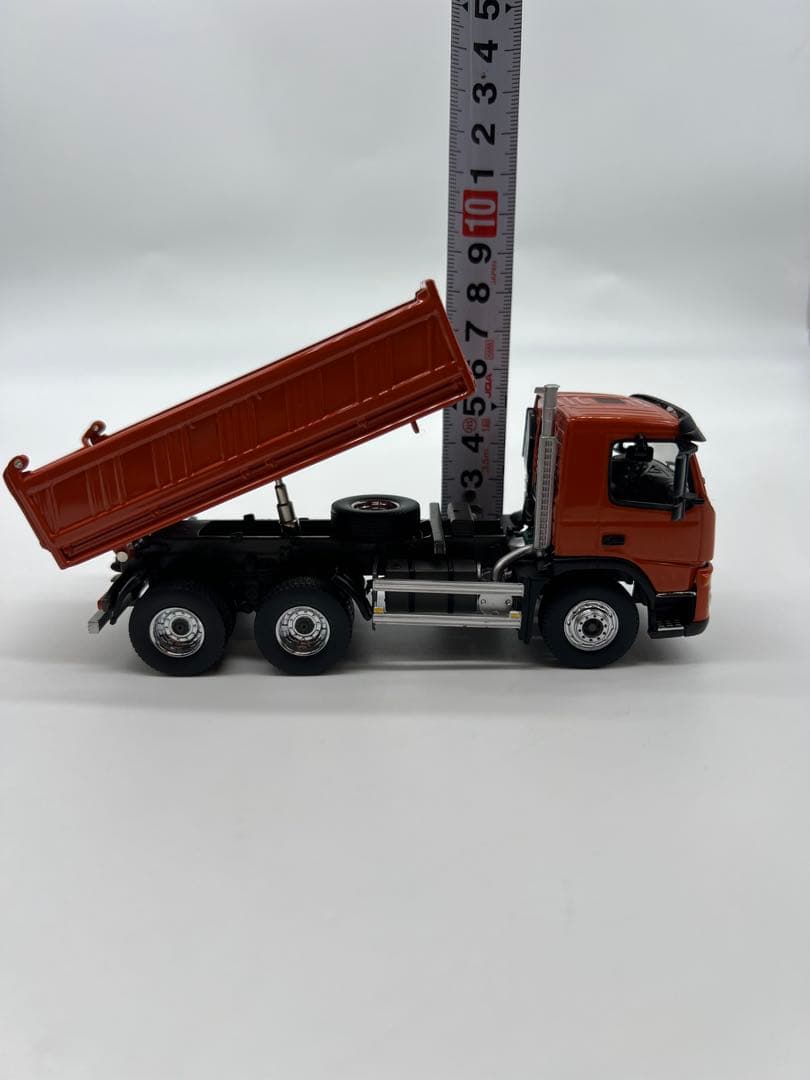 No21 ミニカー1/50 FM9 Construction Truck
