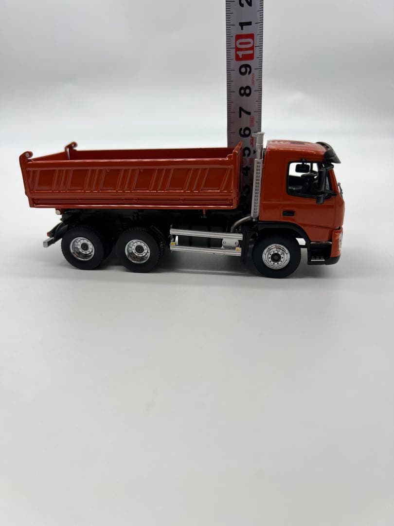 No21 ミニカー1/50 FM9 Construction Truck