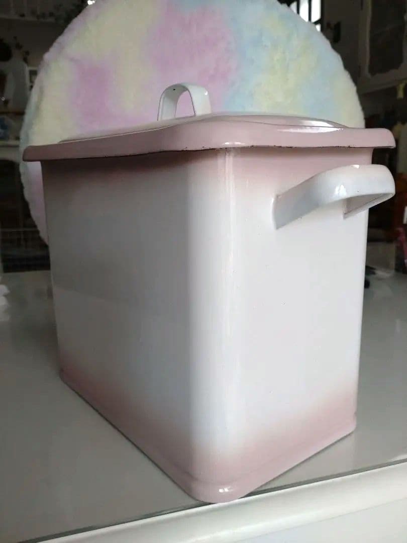 美品 イマン imane プリンセスローズ ミディ ホーロー 缶 ヴィンテージ