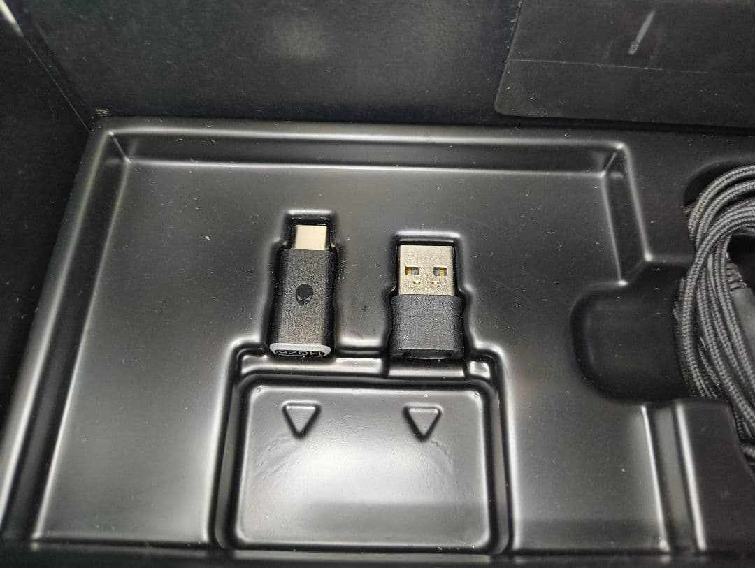 Alienware AW920H ワイヤレスゲーミング ヘッドセット ルナライト