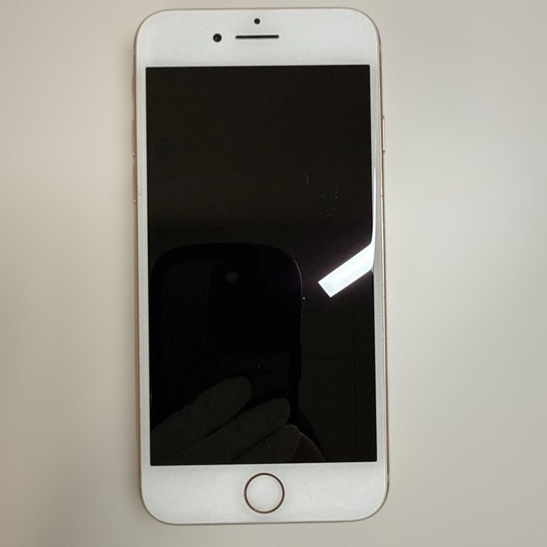 Apple iPhone 8 ゴールド 本体　☺︎