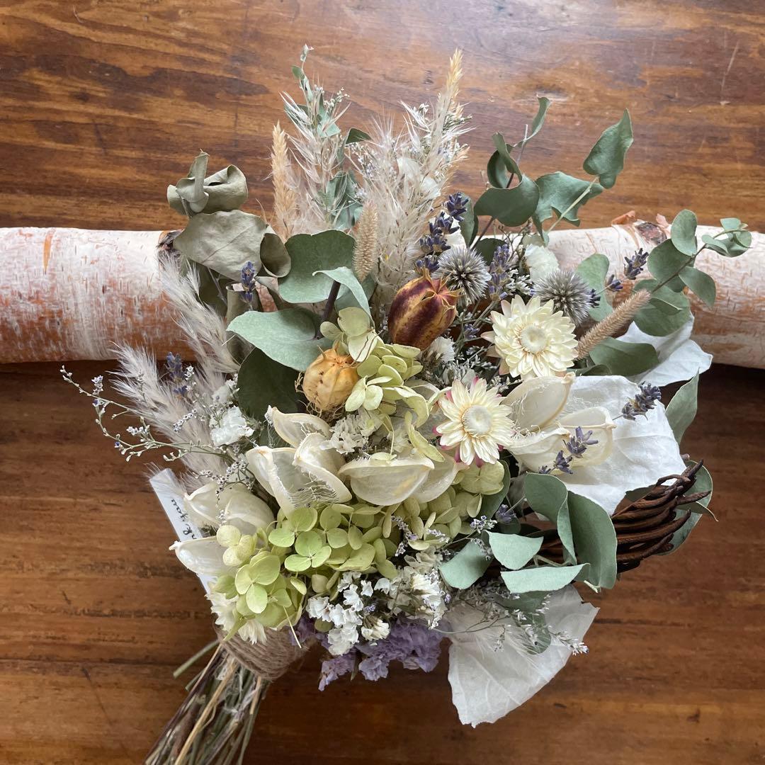 ドライフラワースワッグ  　北海道ナチュラルホワイトブルー　ラベンダー