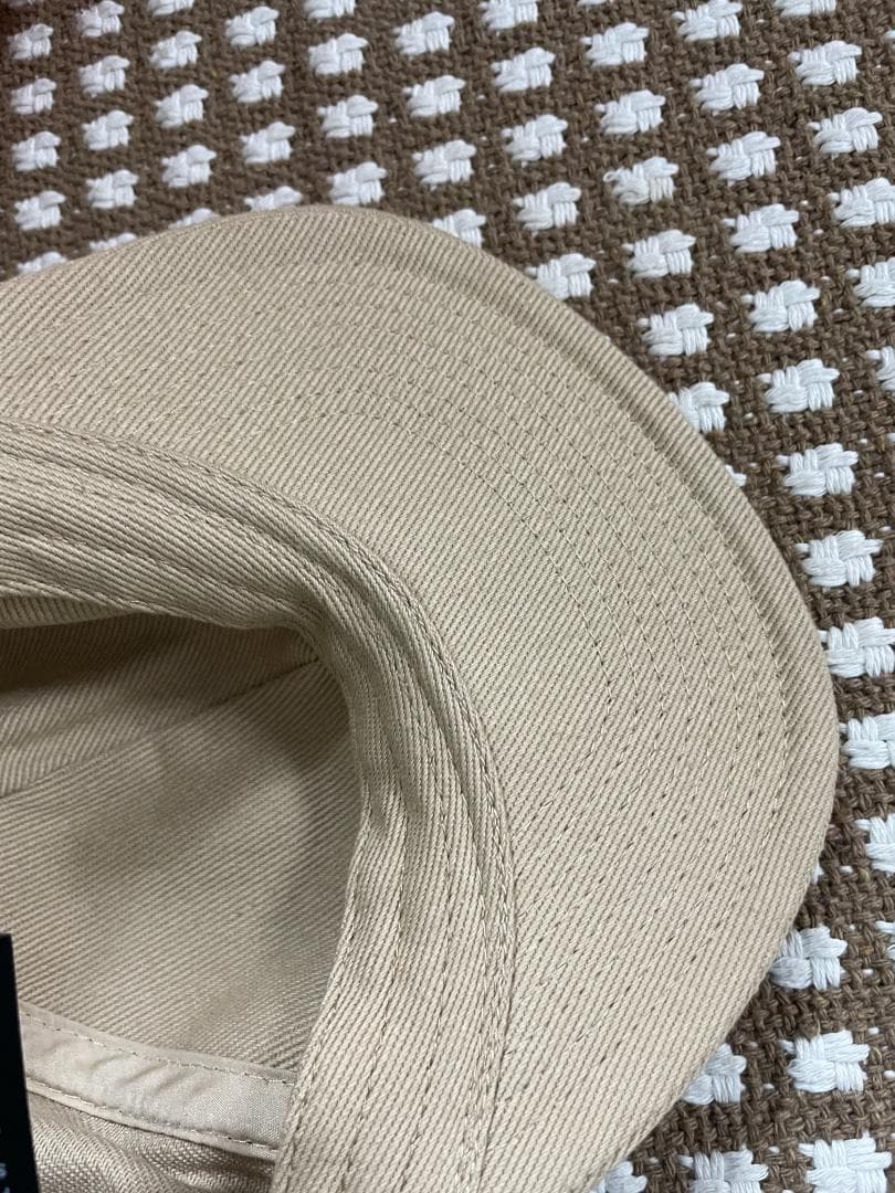 保管品ミュウミュウ ベージュ キャップ