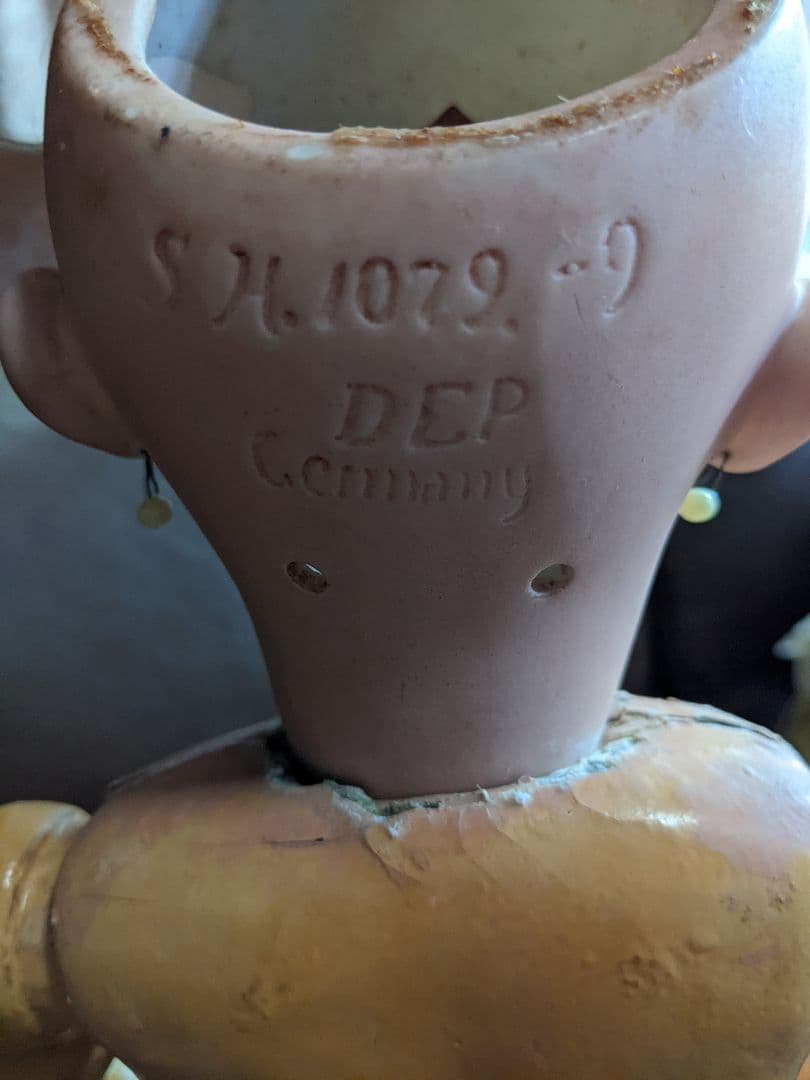 アンティークビスクドール　シモン＆ハルビック1079 華やかな美貌のお嬢様