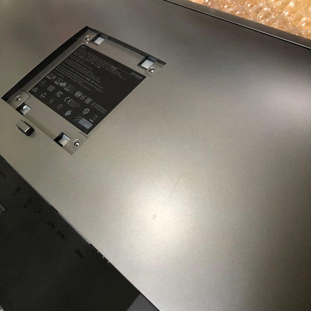 Dell 4Kモニター 27インチ U2718QM