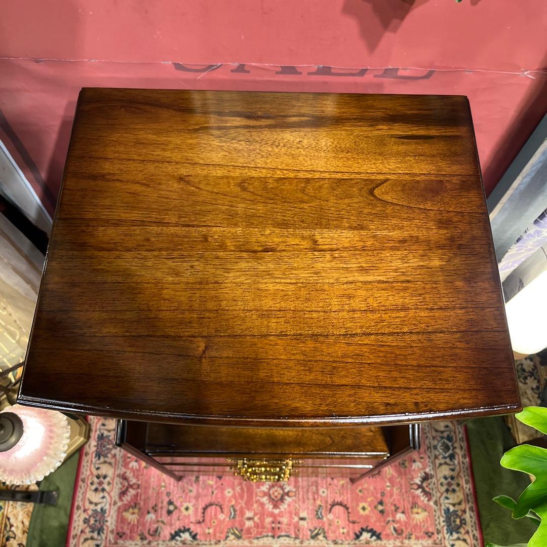 s. 　Sale ヴィンテージ コロニアル　キャビネット