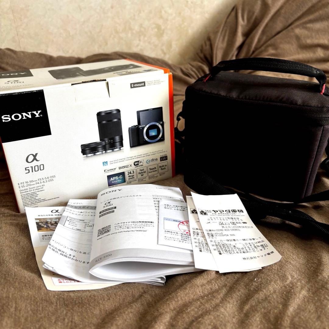 【極美品】 SONY ミラーレス一眼レフカメラ α5100 ホワイト＋専用バッグ