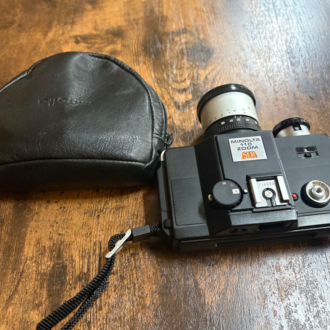 ミノルタ110ズームSLR レトロカメラ　110フィルム　ケース付き