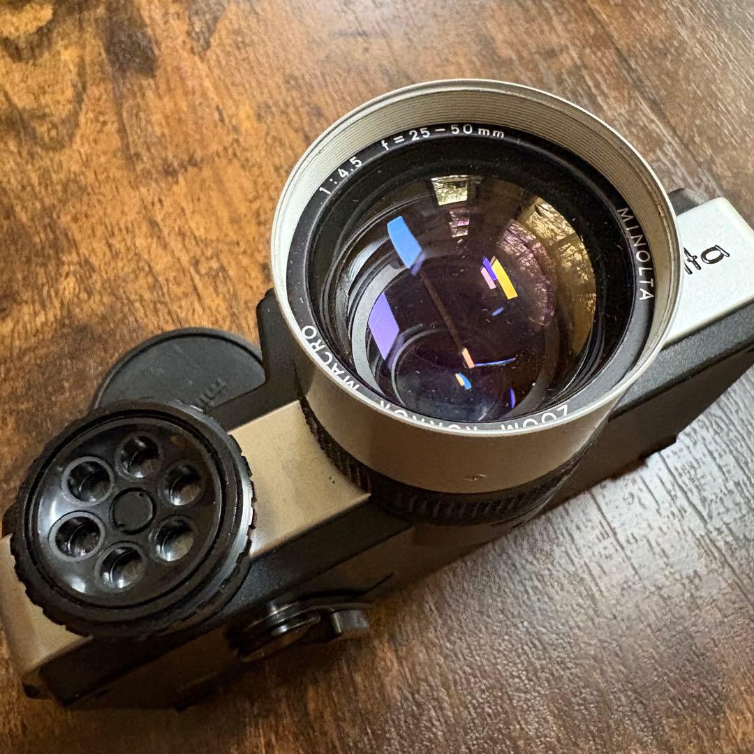 ミノルタ110ズームSLR レトロカメラ　110フィルム　ケース付き