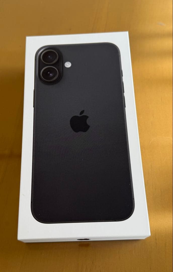 iPhone 16 plus ブラック ケース付き　128GB