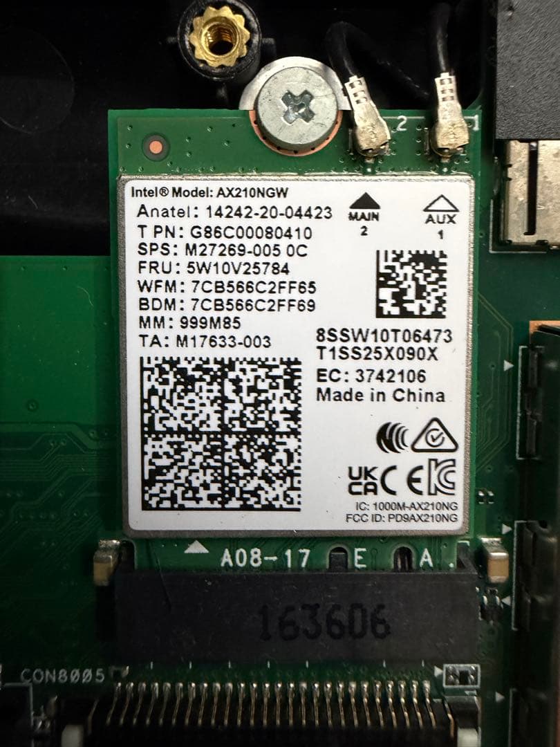 VAIO VJS111D12N i5-6200U 中古です
