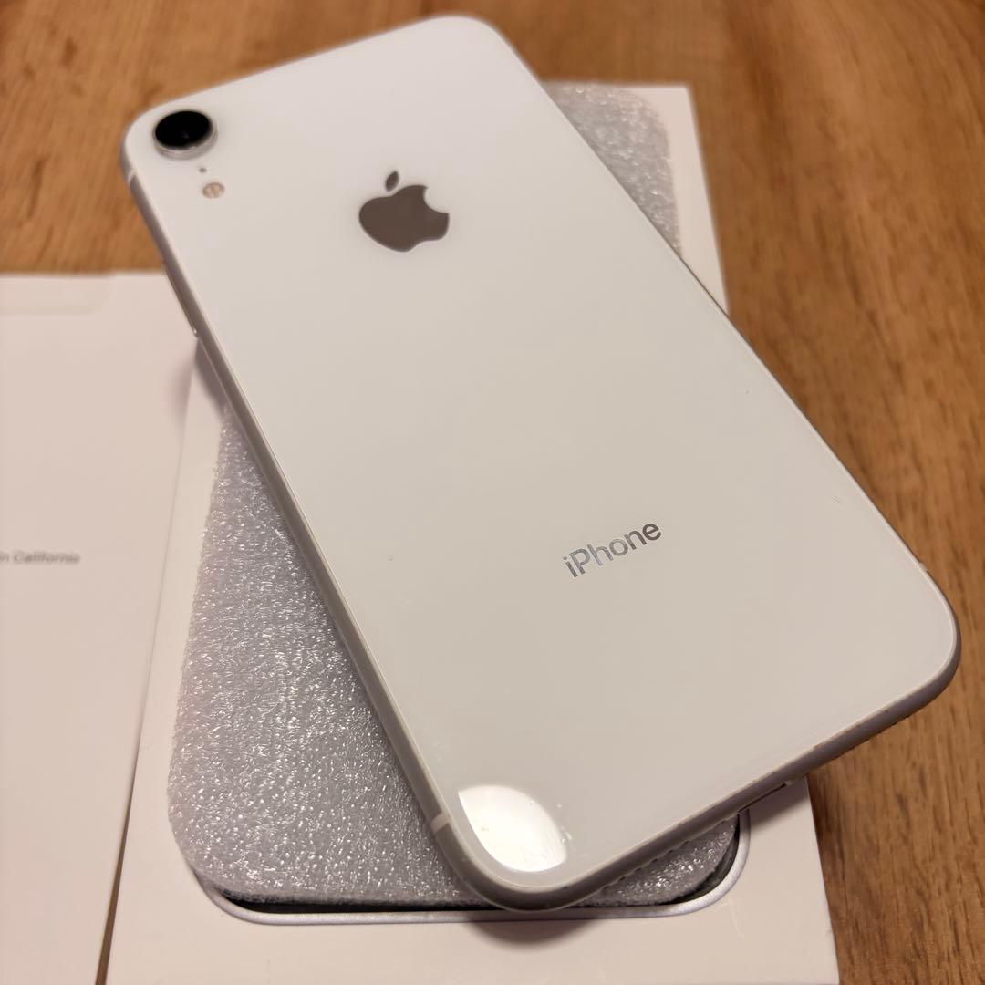 iPhone XR 本体 64GB Simフリー ホワイト 箱付き