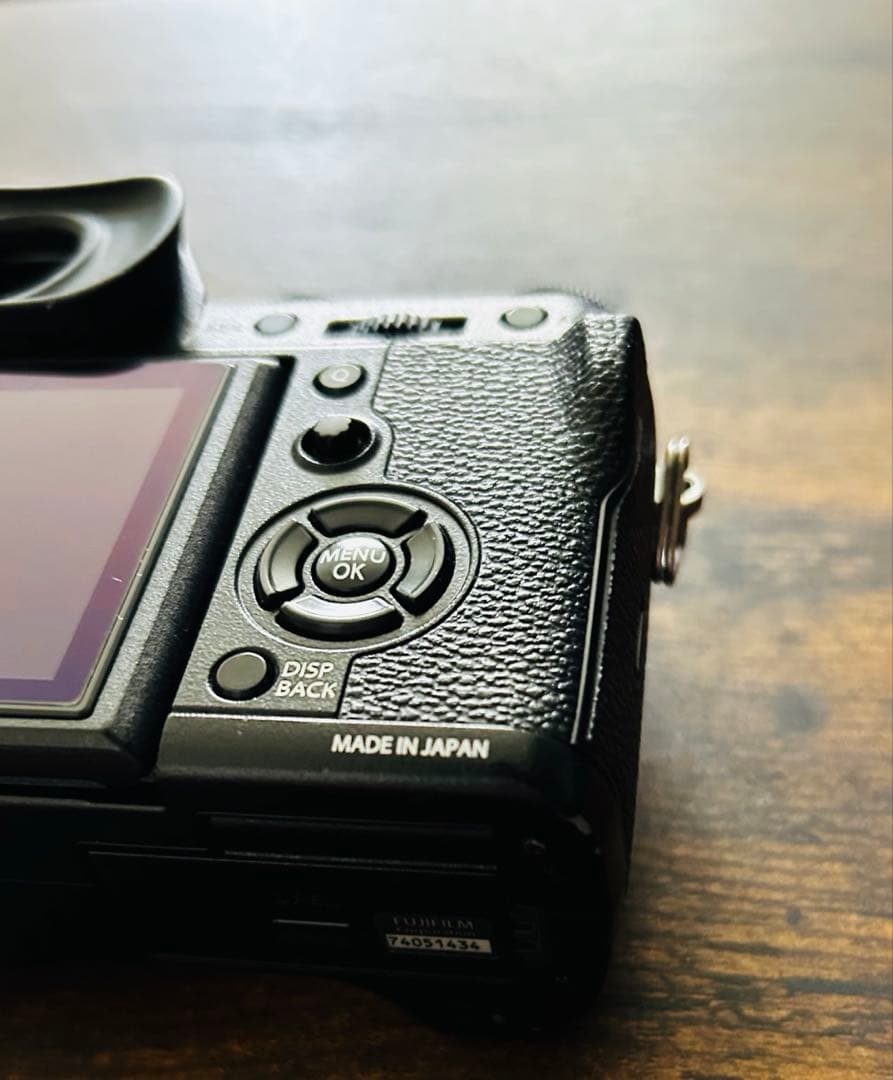 美品付属品多数！FUJIFILM フジフィルム X-T2 ボディ ミラーレス一眼