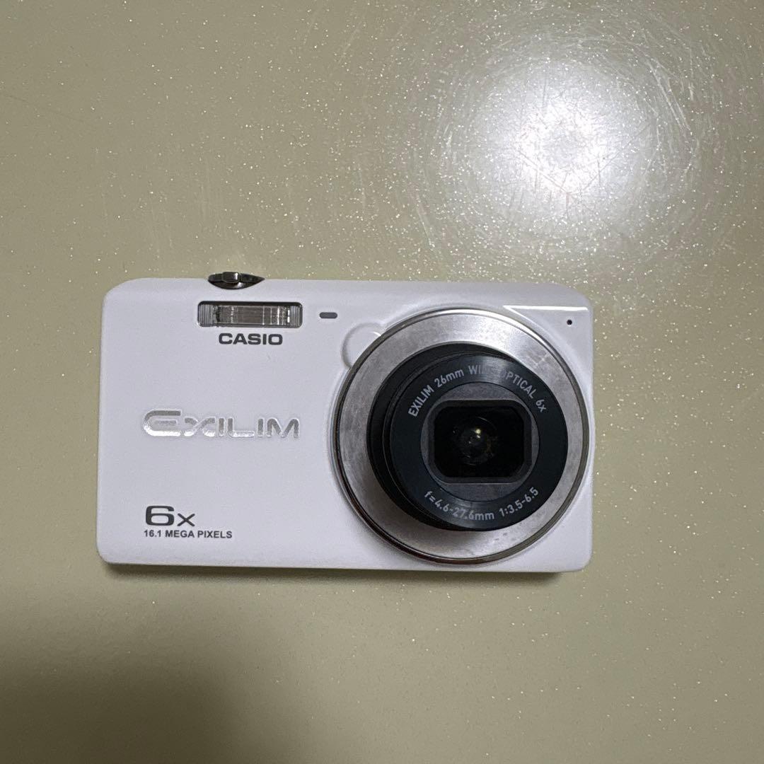 【動作確認済】CASIO EXILIM EX-Z900デジタルカメラホワイト
