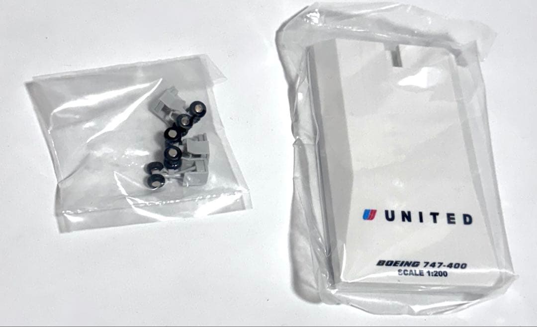 航空機・ヘリコプター EverRise 1/200 B747-400 United Airlines
