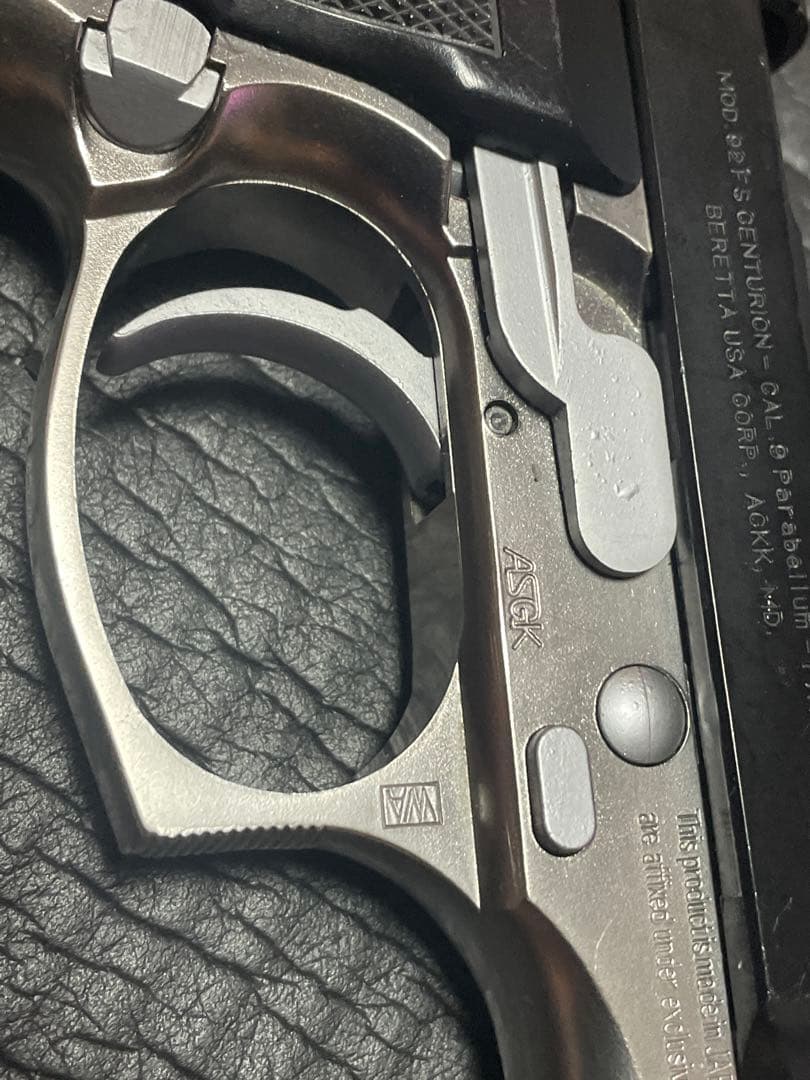 シルバー ブラック ガスガン