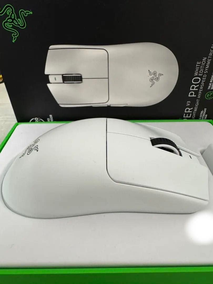 Razer Viper V3 Pro ホワイト 8Kモデル メーカー保証期間内