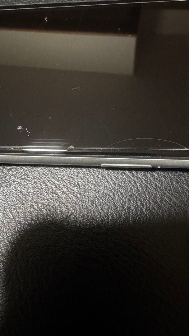 iPhone XR ホワイト／パスコード不明／ジャンク品／部品取り 即落札発送可