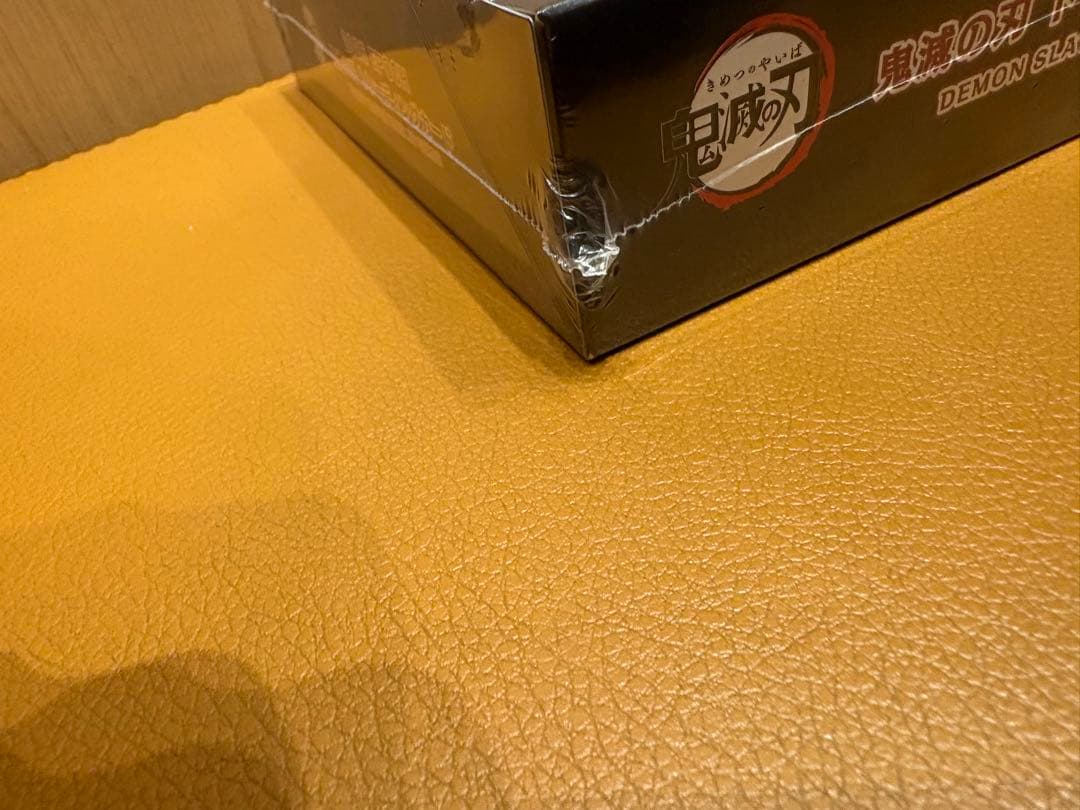 新品未開封 2025 EPOCH 鬼滅の刃トレーディングカード BOX