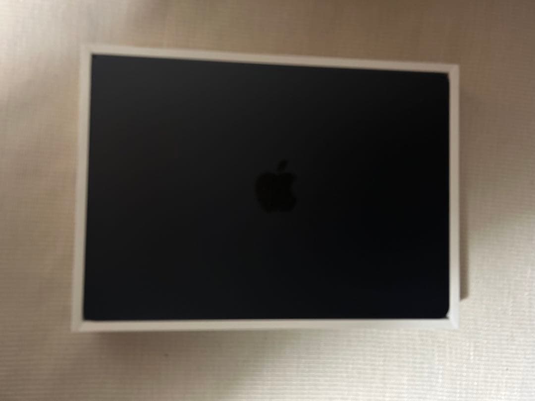 新品　Apple MacBook Air M4 1TB 13インチ ミッドナイト