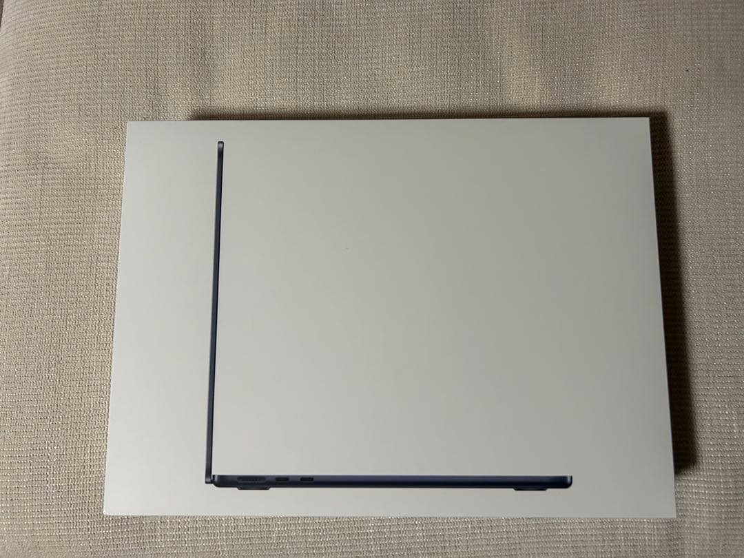 新品　Apple MacBook Air M4 1TB 13インチ ミッドナイト