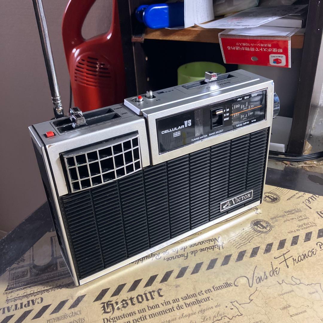 専用品　音、感度は良いけれどトラブルが多めです。　ビクター　セルラーV5
